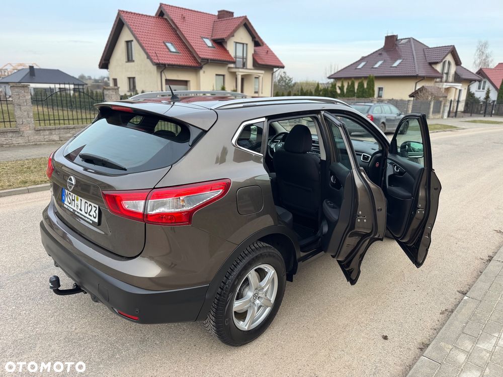 Nissan Qashqai 1.2 DIG-T N-Vision - 36