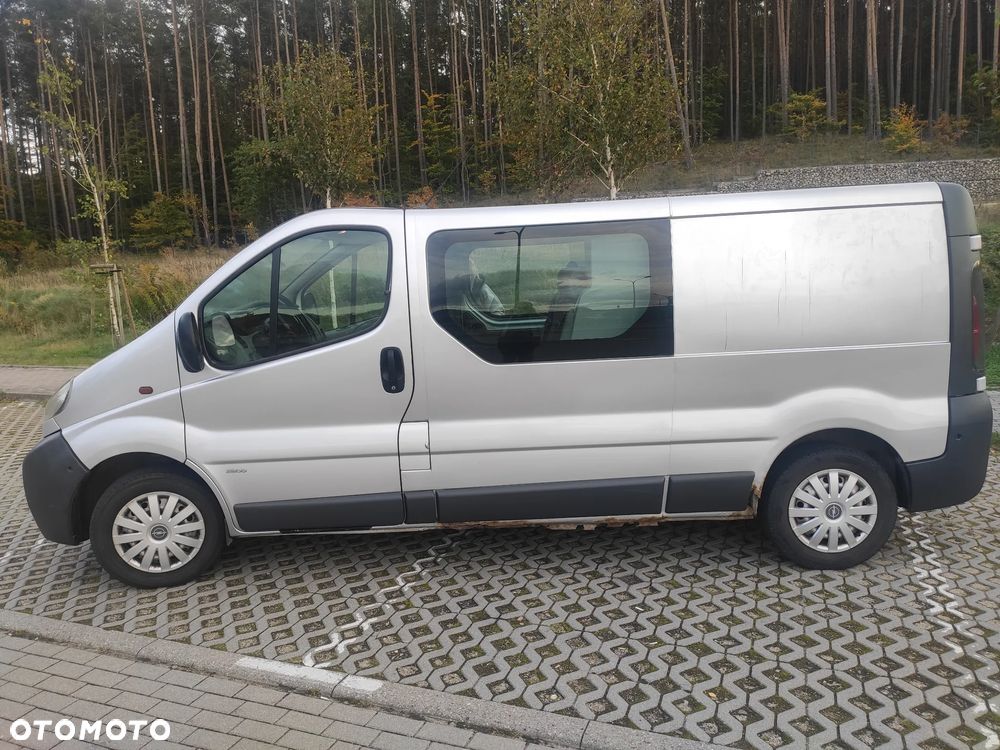 Opel Vivaro - 8