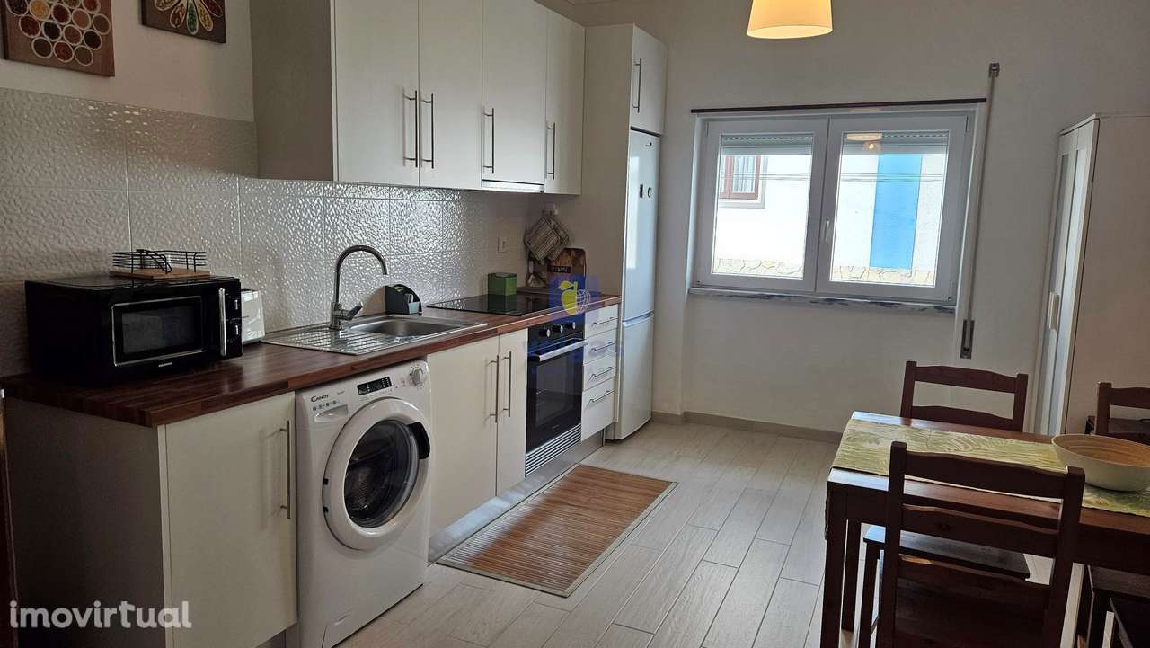 Apartamento T1, mobilado e equipado para arrendamento ao ano - Grande imagem: 2/15