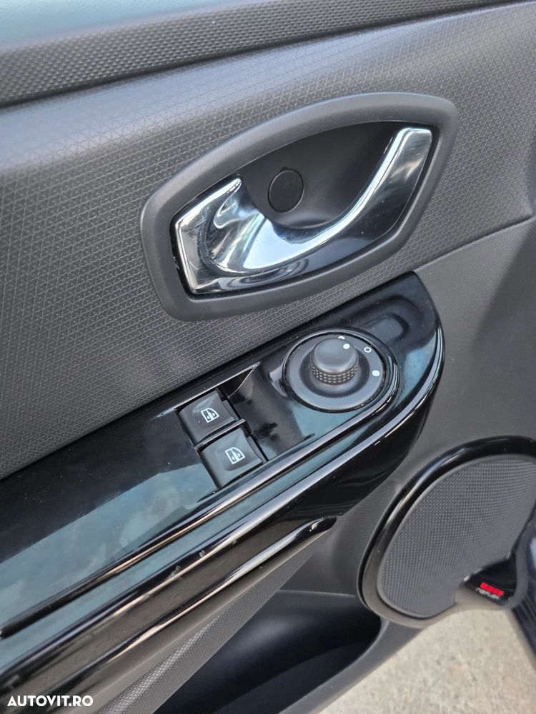 Renault Clio TCe 90 Dynamique - 13