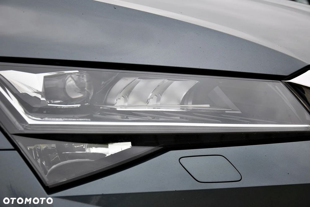 Skoda Superb 2.0 TDI 4x4 DSG Scout - 7