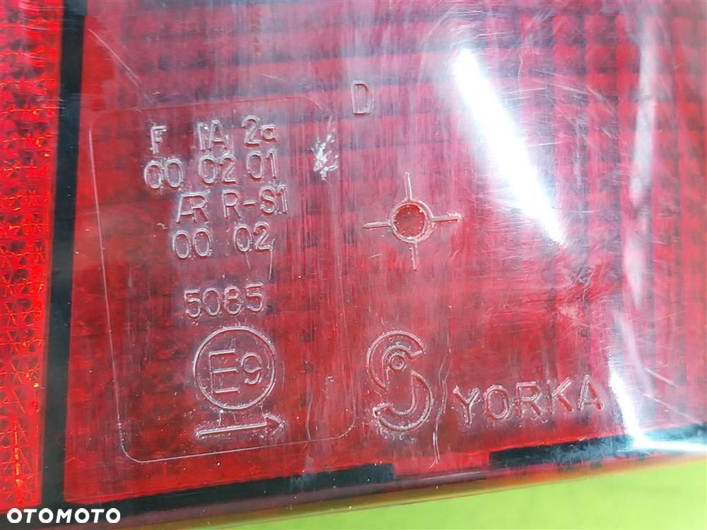 Lampa prawa tylna tył Citroen Berlingo I 1996-2010 YORKA 45050 ORYGINAŁ - 2