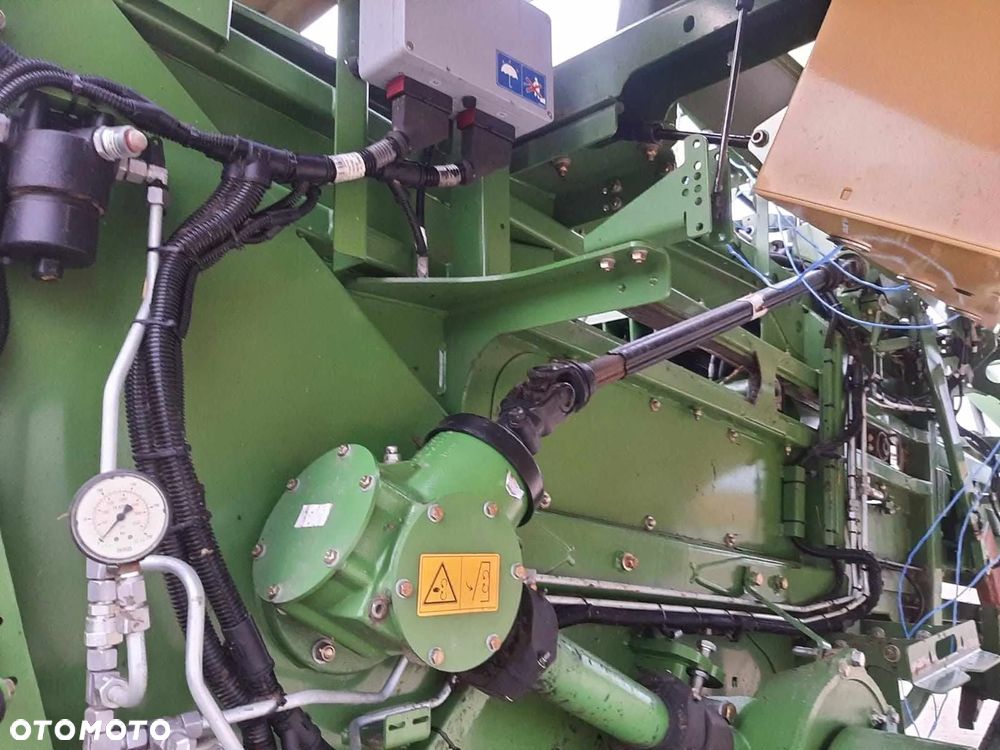 Krone Big Pack 1270XC High Speed - 3