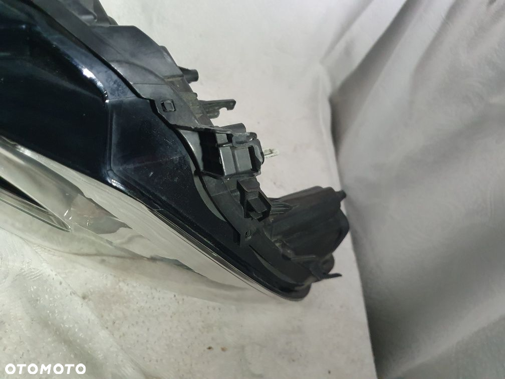 Lampa prawa h7 i led Renault Megane IV 4 Europa Komplet - 6