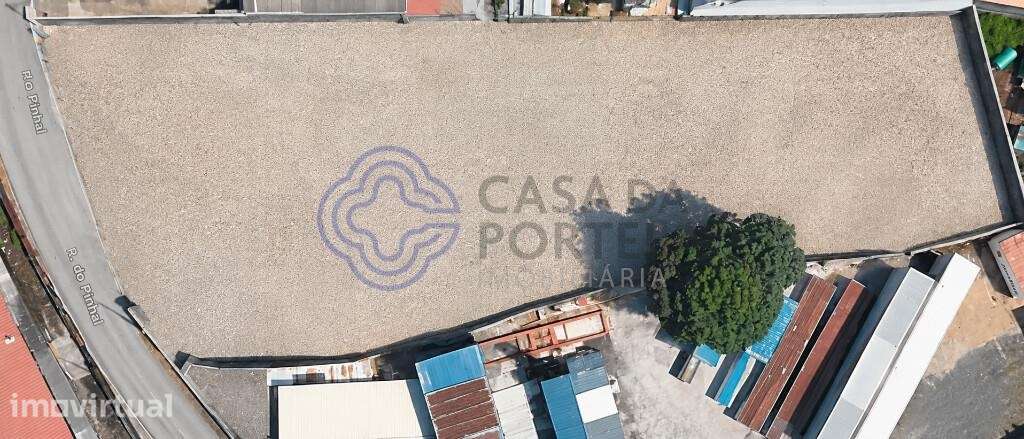 Terreno para arrendamento em Moreira, Maia — ideal para estacionamento - Grande imagem: 4/6