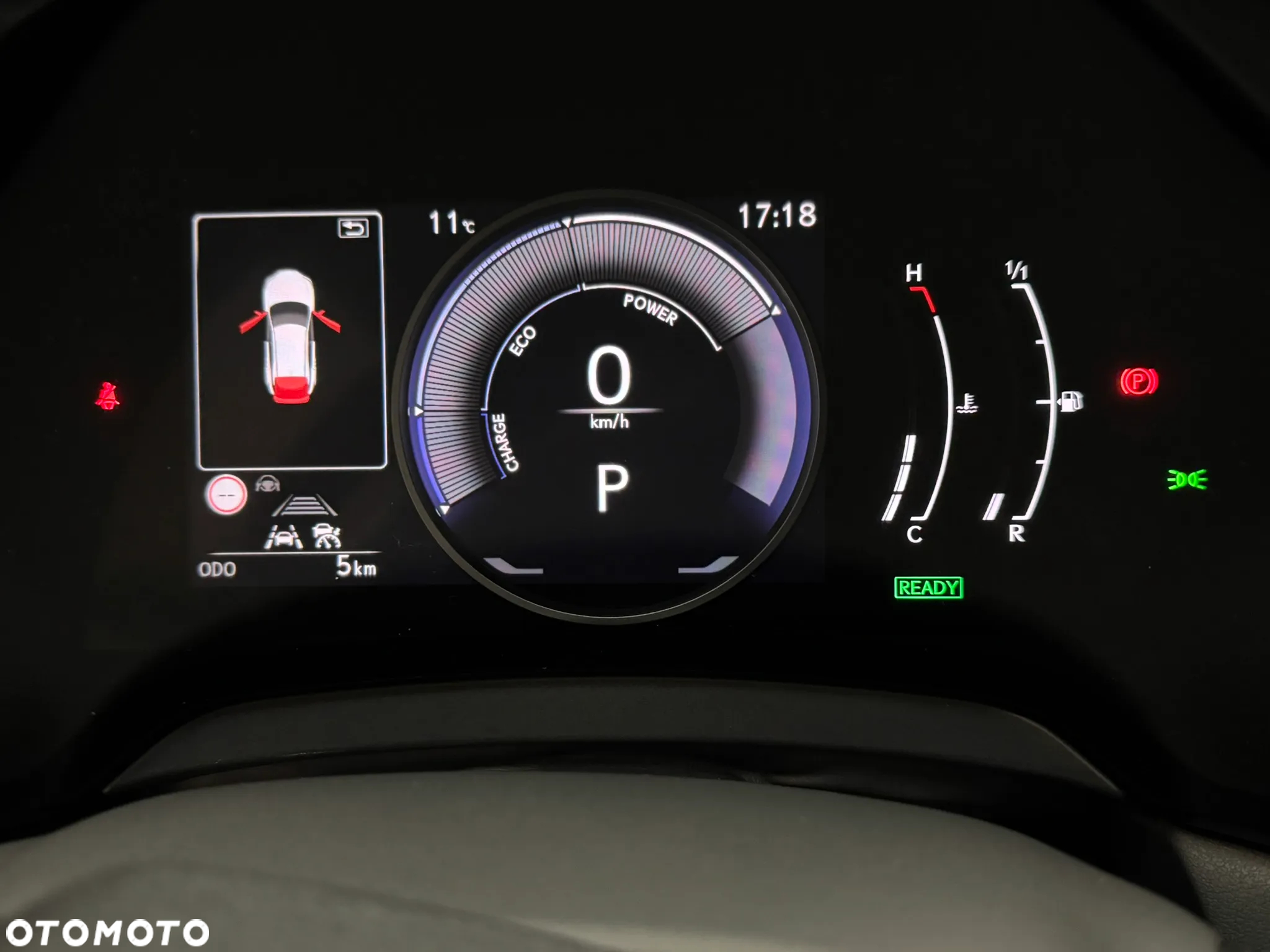 Lexus RX 350h F Sport Design - 13