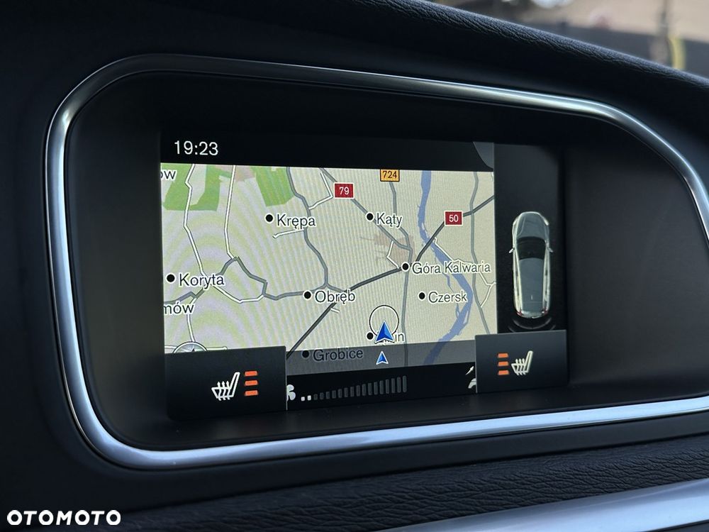 Volvo V40 D2 Drive-E R-Design Kinetic - 27
