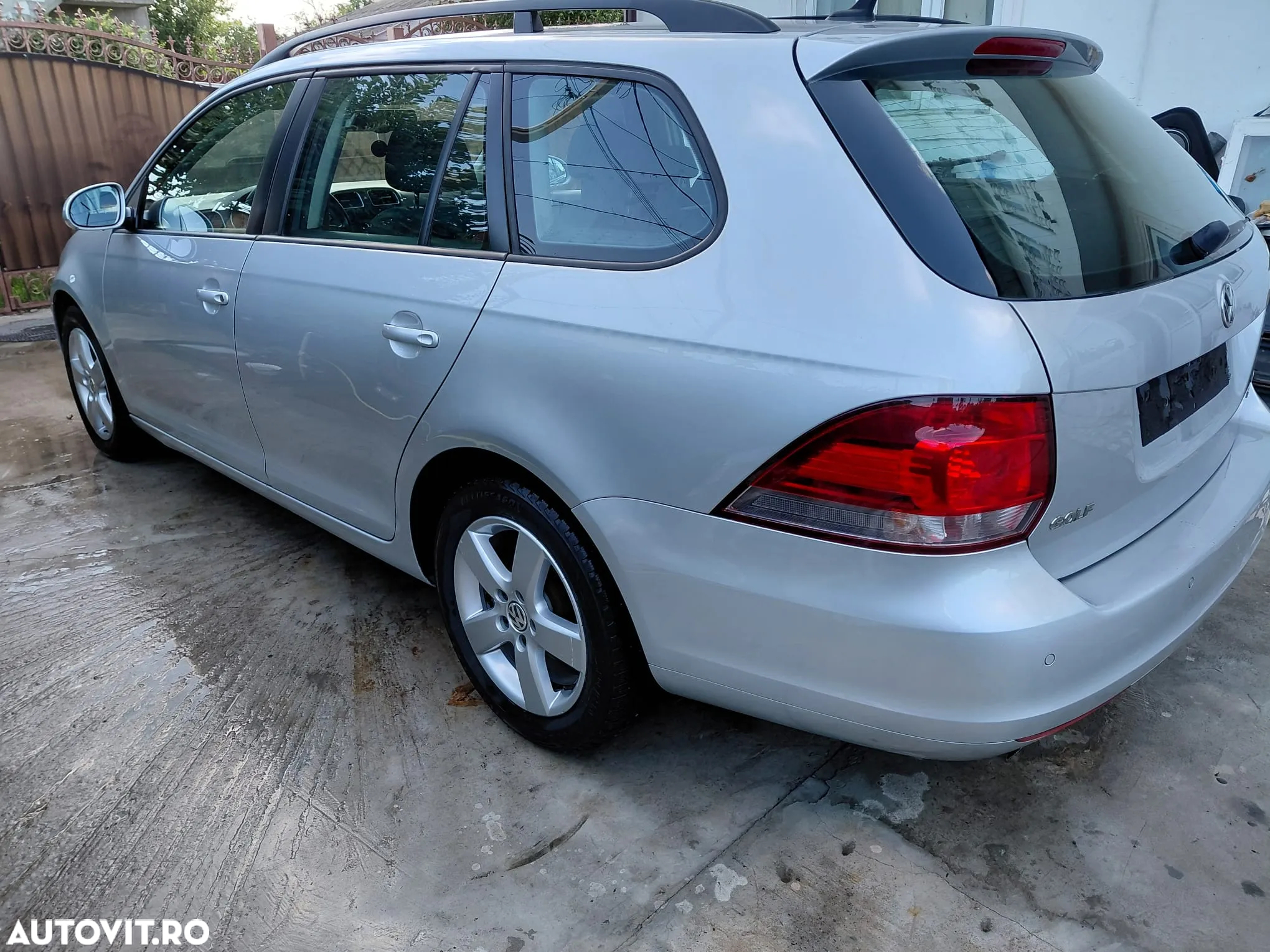 Volkswagen Golf 1.6 TDI BMT Comfortline - 5