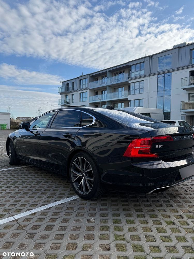 Volvo S90 T5 Momentum - 2
