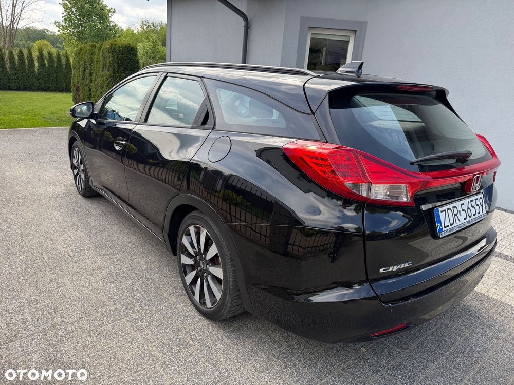 Honda Civic 1.6 i-DTEC Executive Navi - 6