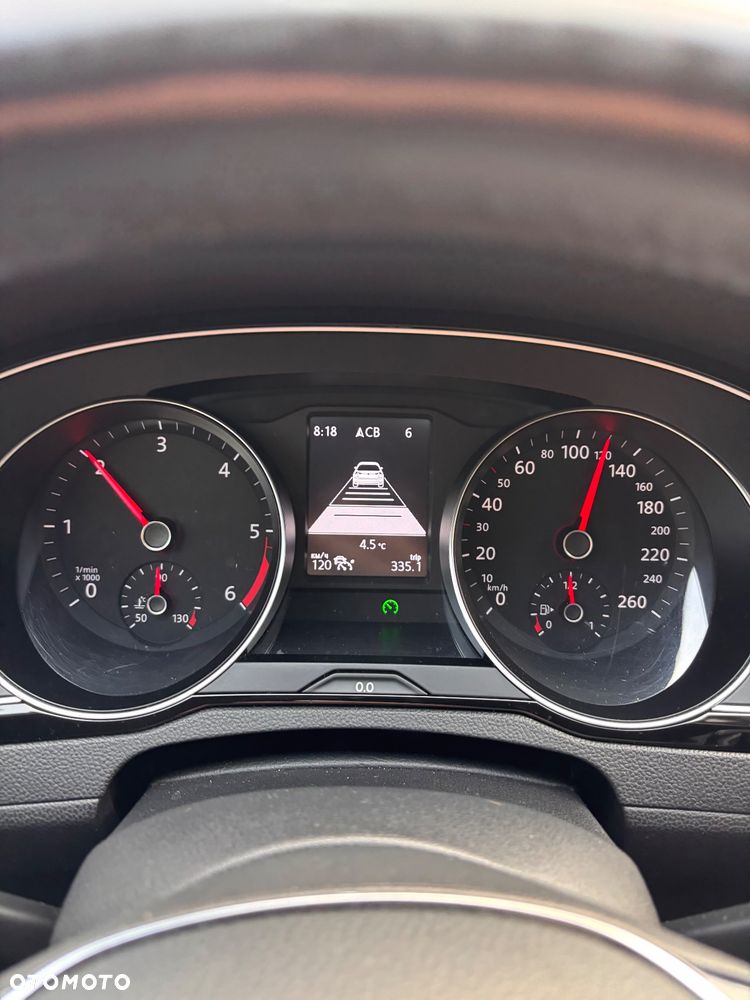 Volkswagen Passat Variant 2.0 TDI (BlueMotion Technology) Comfortline - 21