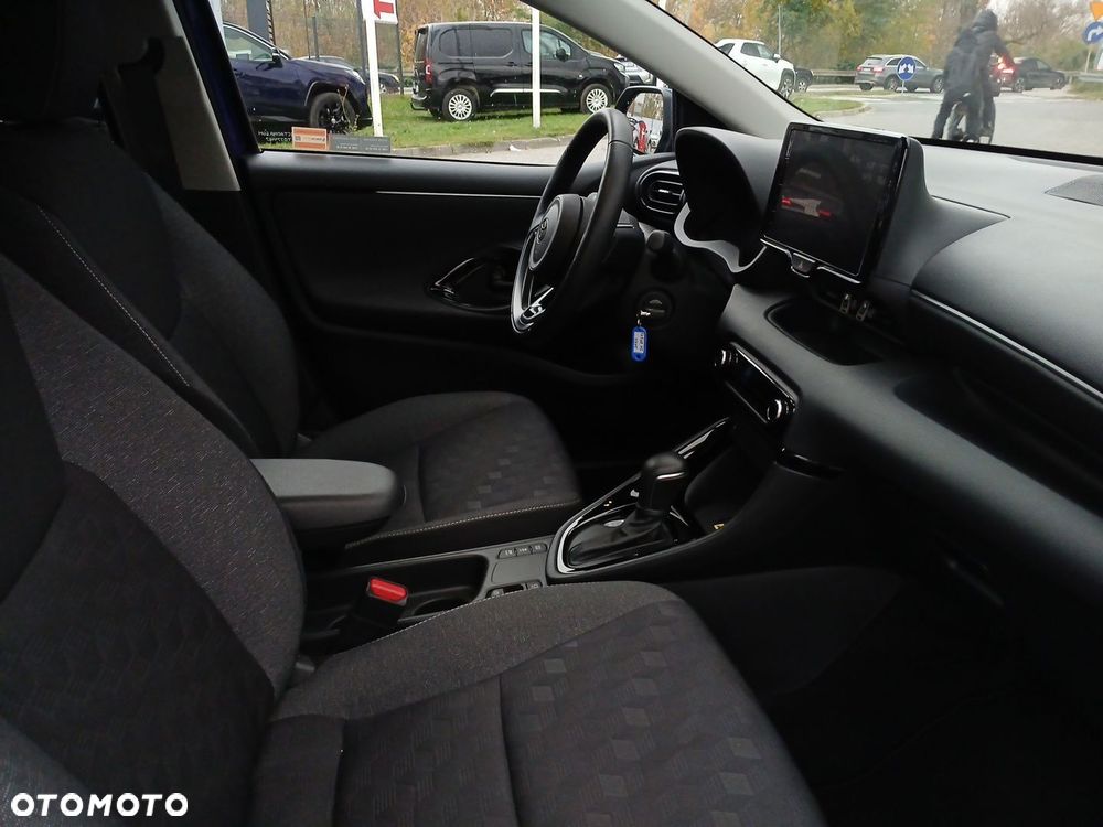 Toyota Yaris Hybrid 1.5 Style - 9