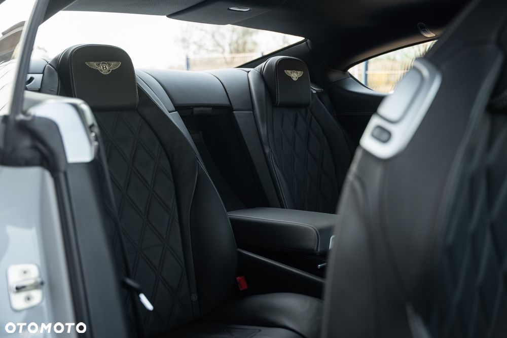 Bentley Continental GT Speed - 36