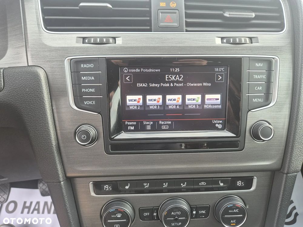 Volkswagen Golf - 20