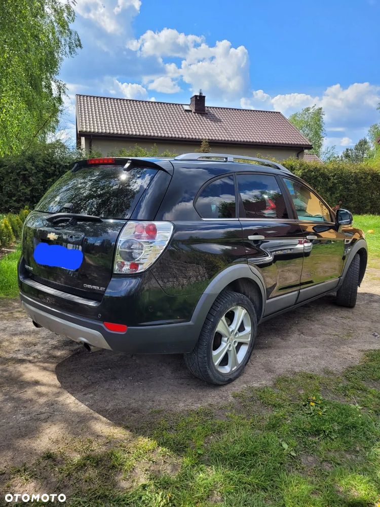 Chevrolet Captiva 2.2 D LTZ - 2