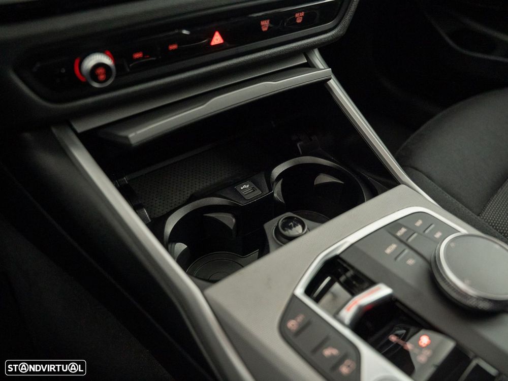BMW 320 e Auto - 29
