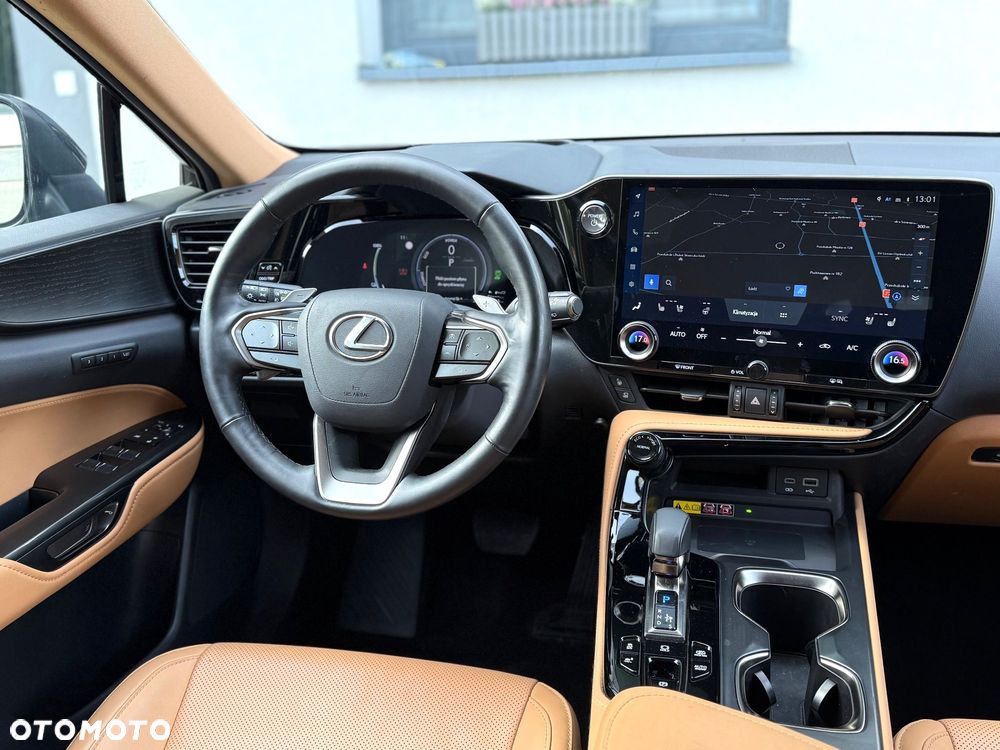 Lexus NX 450h+ Omotenashi AWD - 17