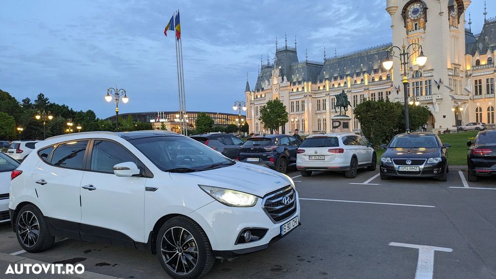 Hyundai ix35 2.0 CRDI High 4WD GLS Aut. Luxury+ - 1