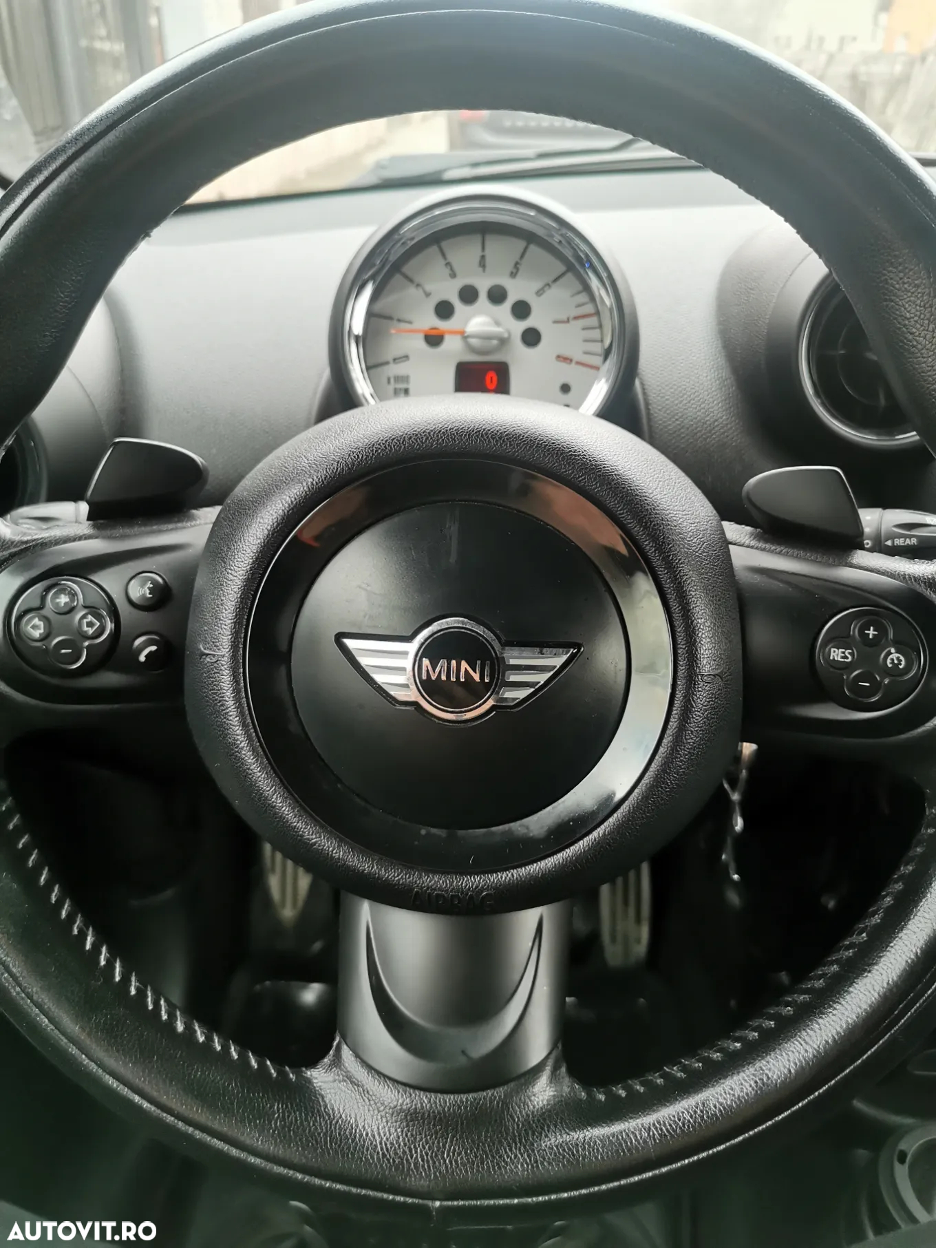 Mini Paceman - 10