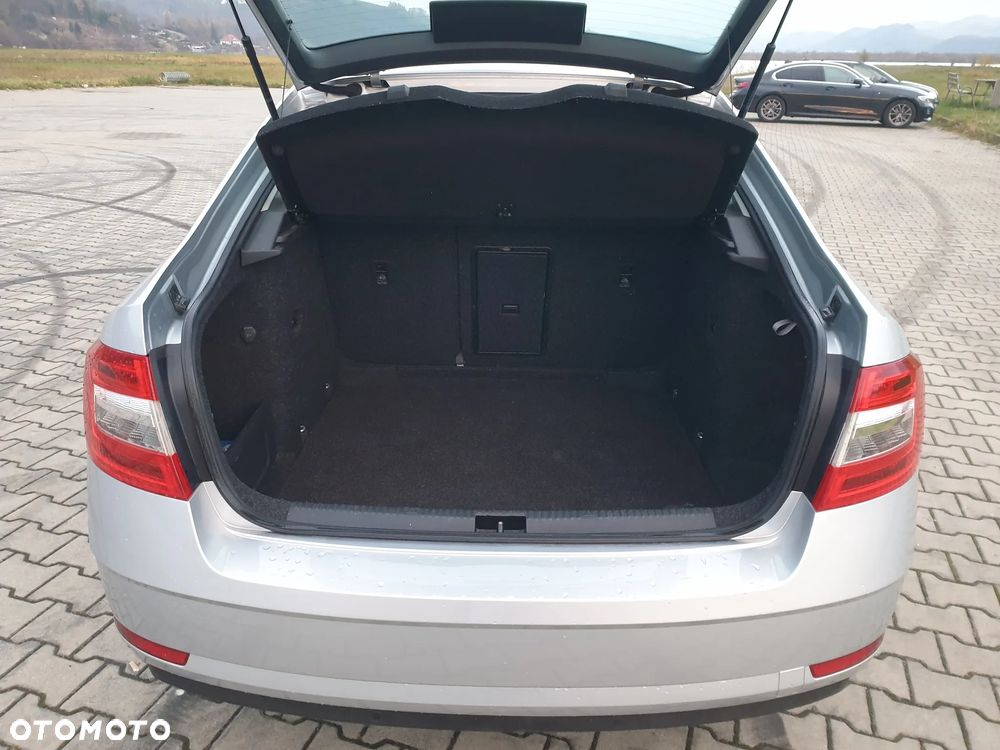 Skoda Octavia 1.4 TSI Ambition - 17