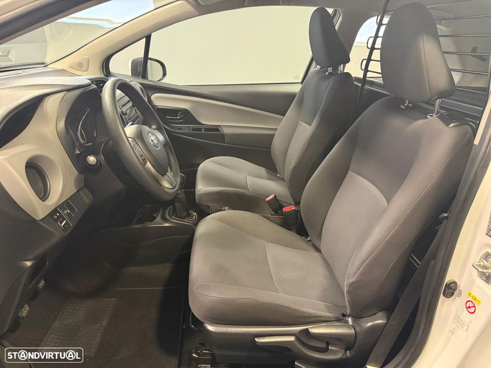Toyota Yaris Bizz 1.4 D-4D AC - 6