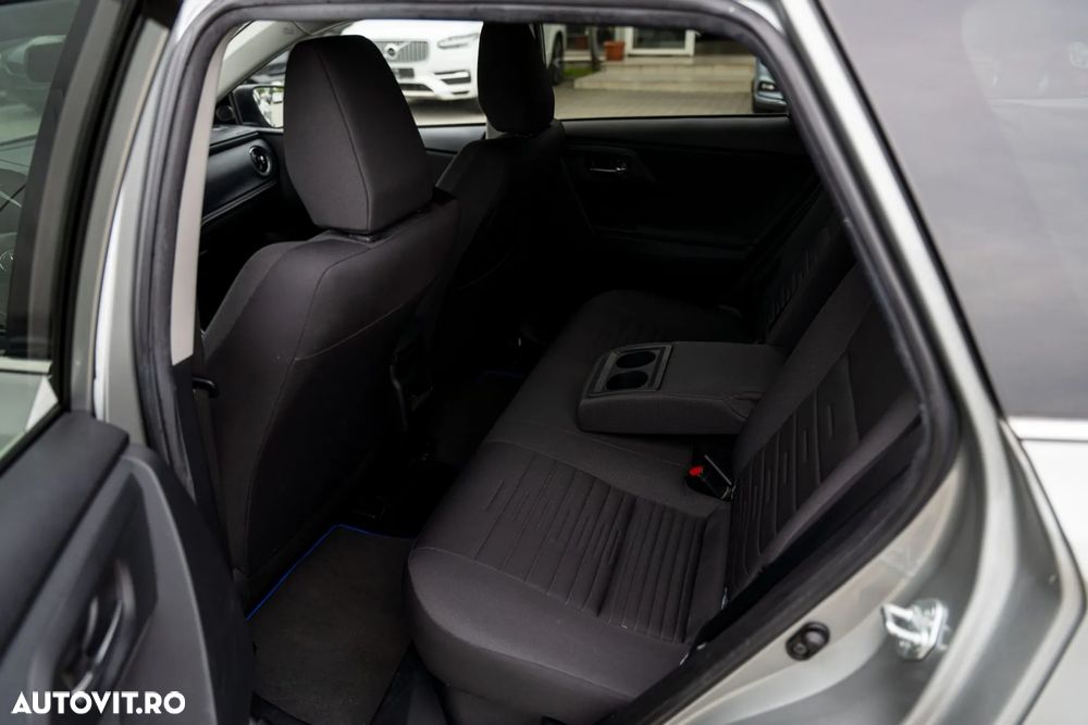Toyota Auris 1.8 VVT-i Hybrid Automatik Touring Sports Edition - 16