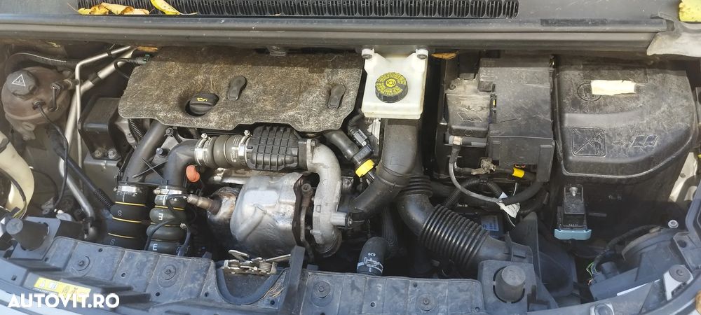 Peugeot 3008 e-HDi 115 ETG6 Stop&Start Active - 4