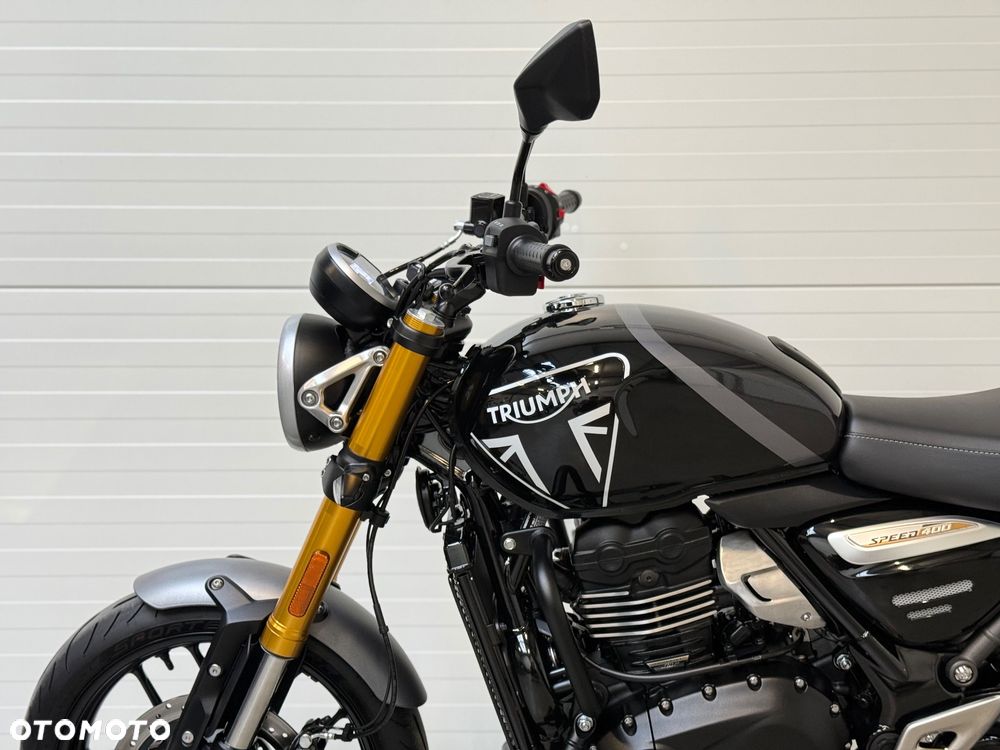 Triumph Inny - 25