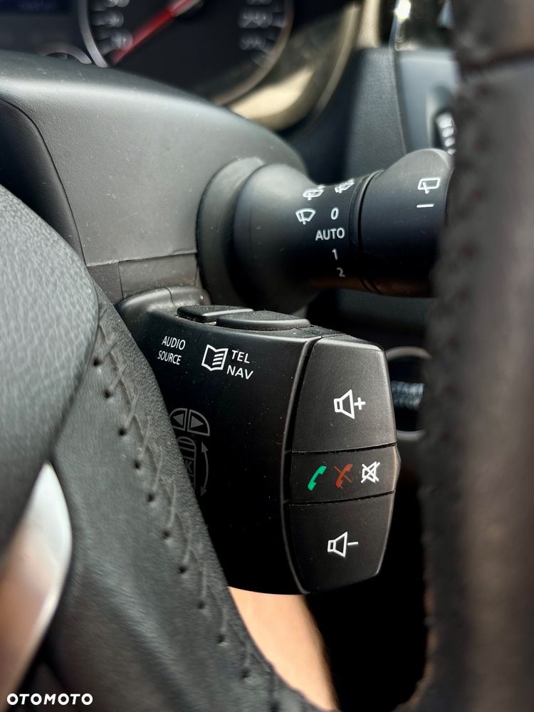 Renault Laguna 2.0 dCi Initiale - 23