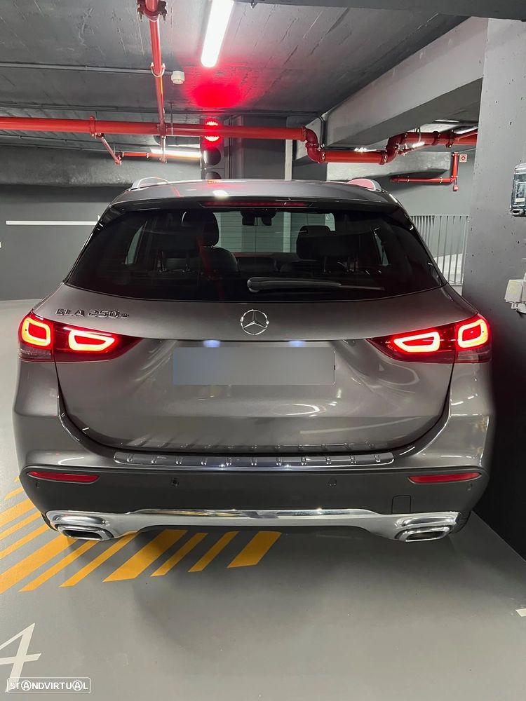 Mercedes-Benz GLA 250 e 8G-DCT Progressive - 4