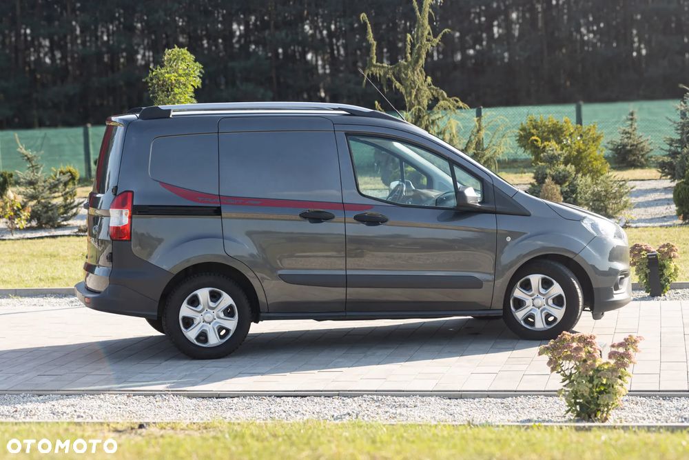Ford Transit Courier 1.0 EcoBoost Trend - 4