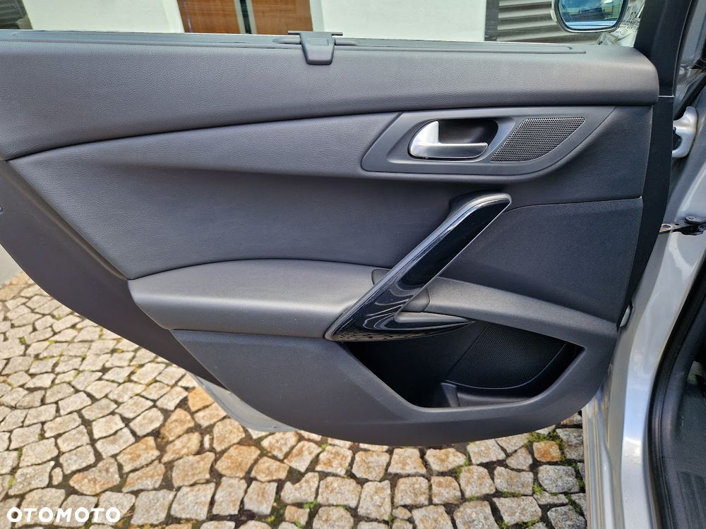 Peugeot 508 BlueHDi 180 EAT6 Stop&Start GT - 25
