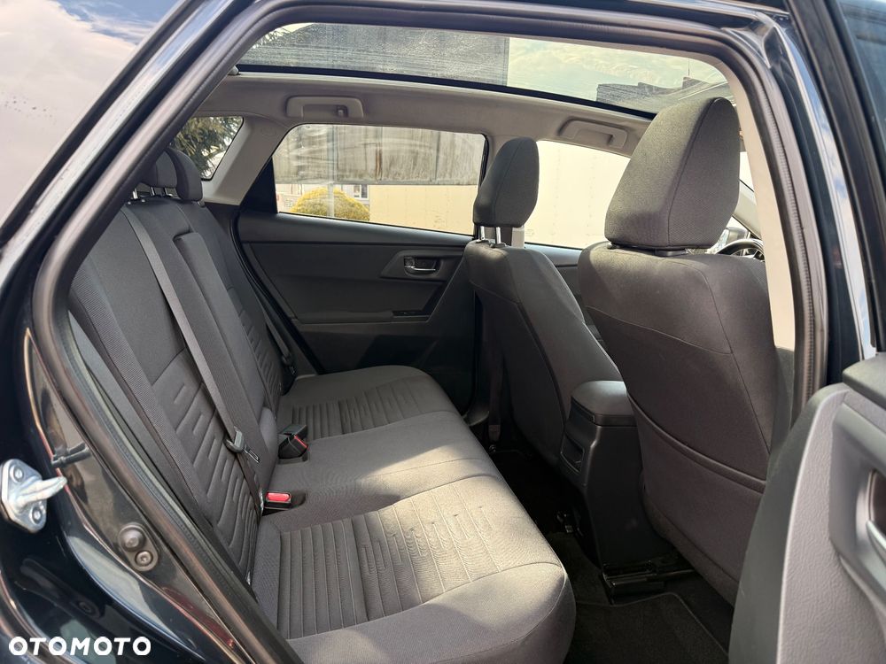 Toyota Auris - 9