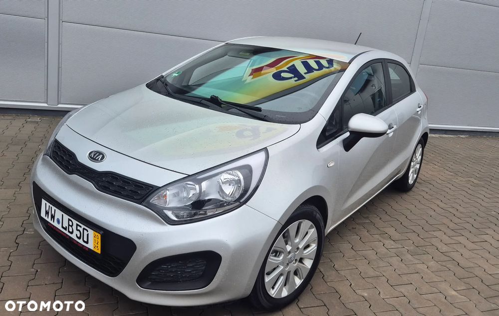 Kia Rio 1.2 Dream Team Edition - 1