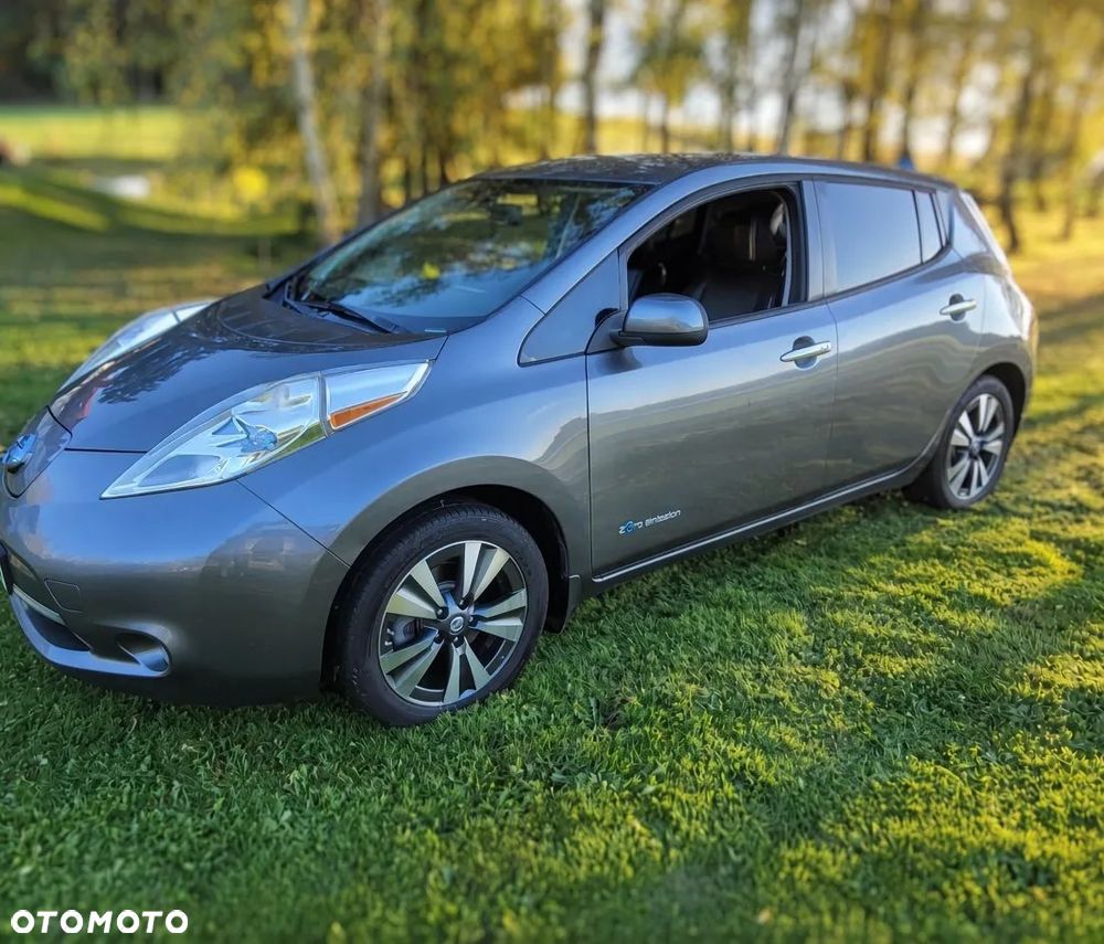 Nissan Leaf - 4