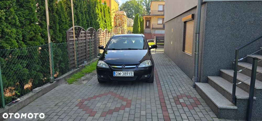 Opel Corsa 1.2 16V Sport - 1