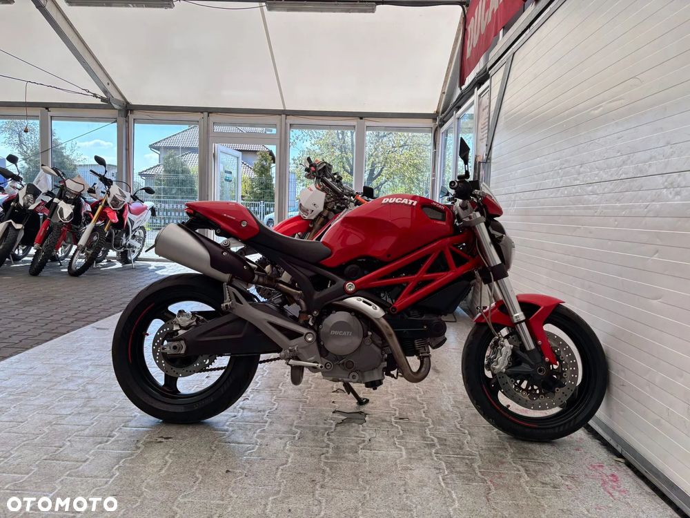Ducati Monster - 16