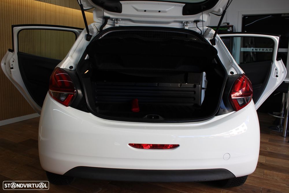 Peugeot 208 Hdi Pack Premium 100cv - 21