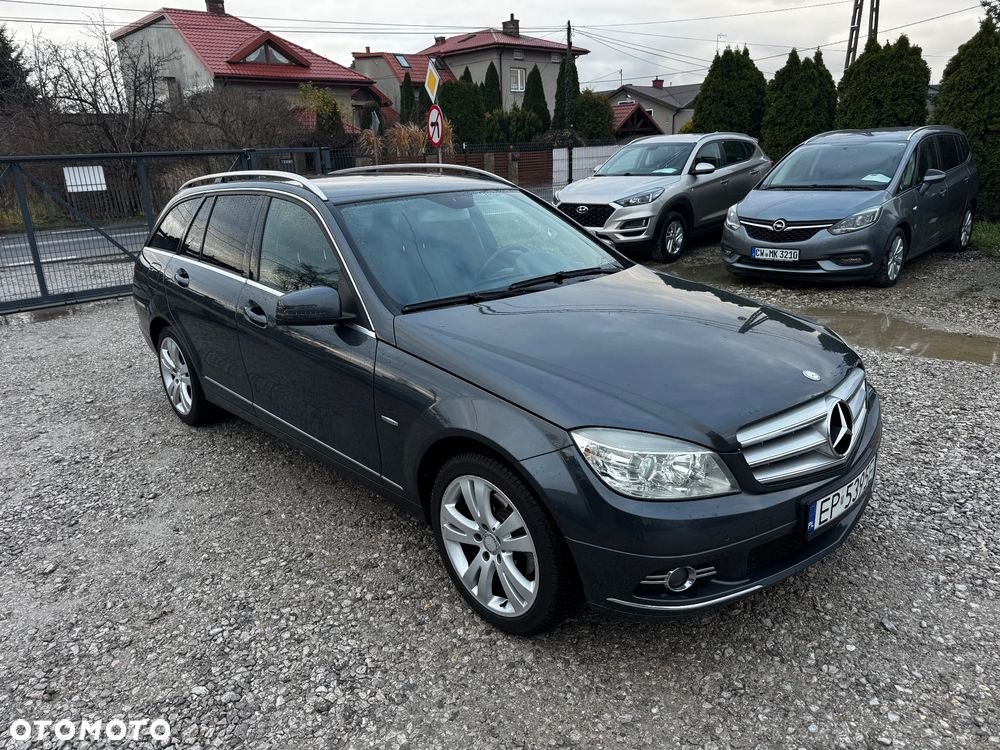 Mercedes-Benz Klasa C 180 T BlueEFFICIENCY 7G-TRONIC - 17