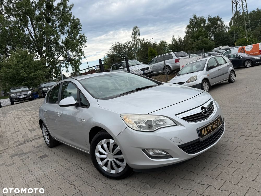 Opel Astra 1.6 Essentia - 25
