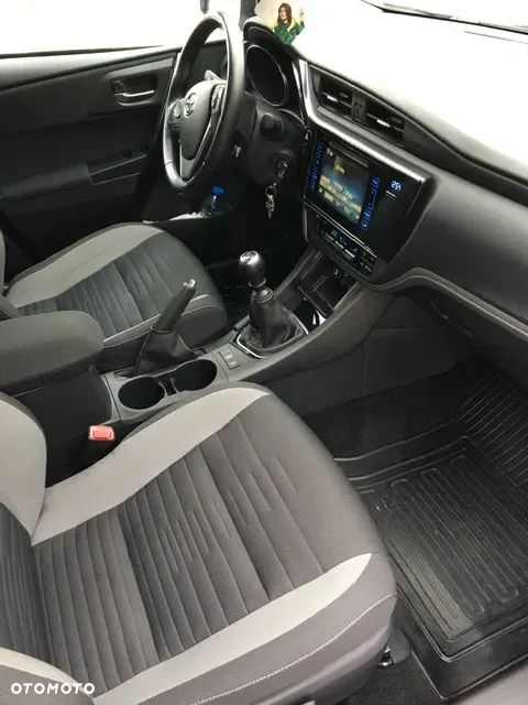 Toyota Auris 1.2 Turbo Comfort - 14