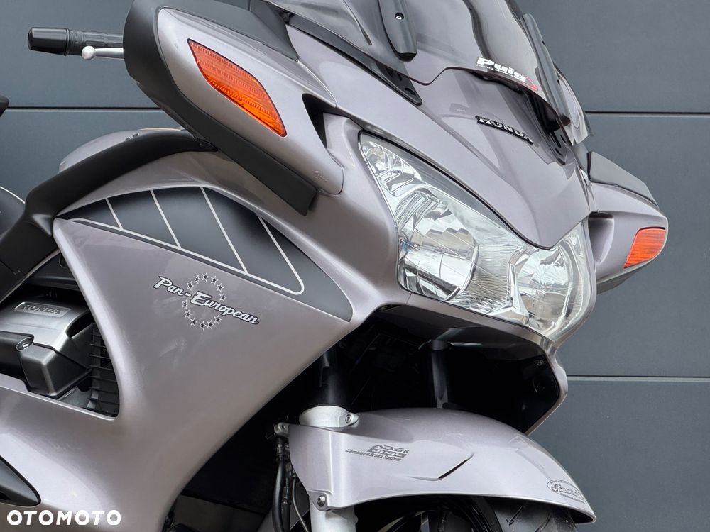 Honda ST - 3