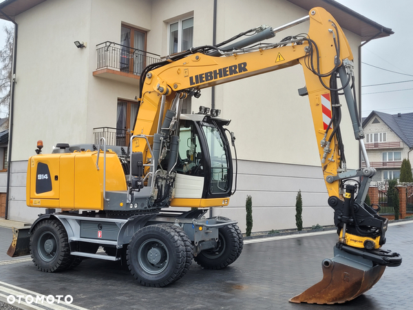 Liebherr A 914 / ROTOTILT ze szczypcami / SUPER STAN