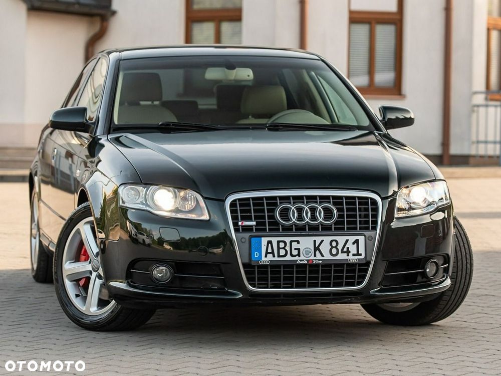Audi A4 Limousine 2.0T FSI Quattro - 4