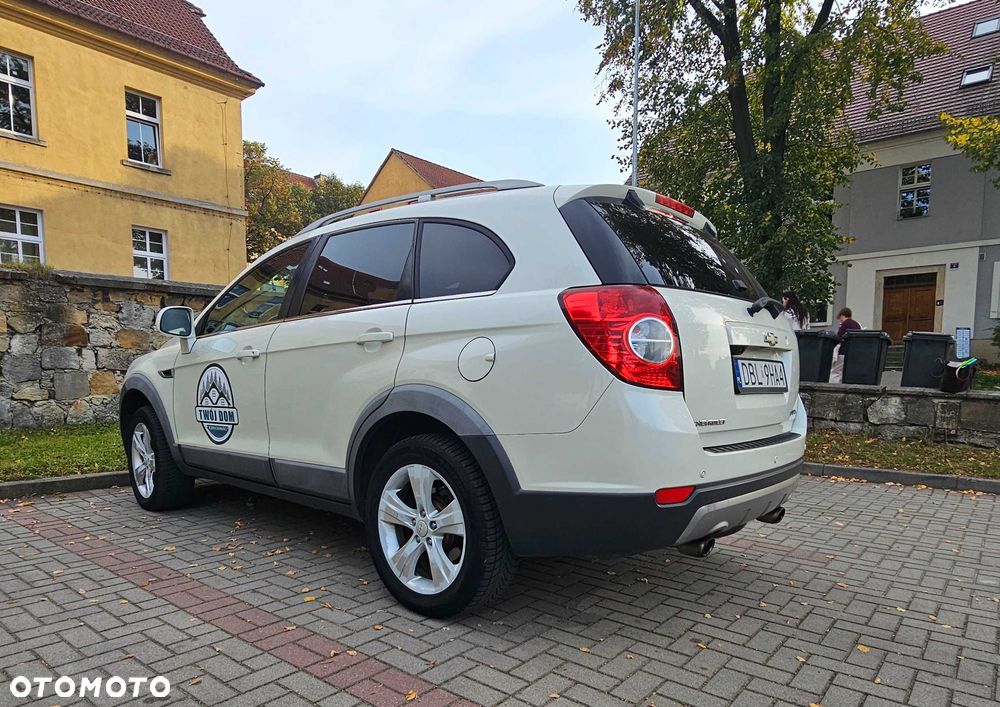 Chevrolet Captiva - 4