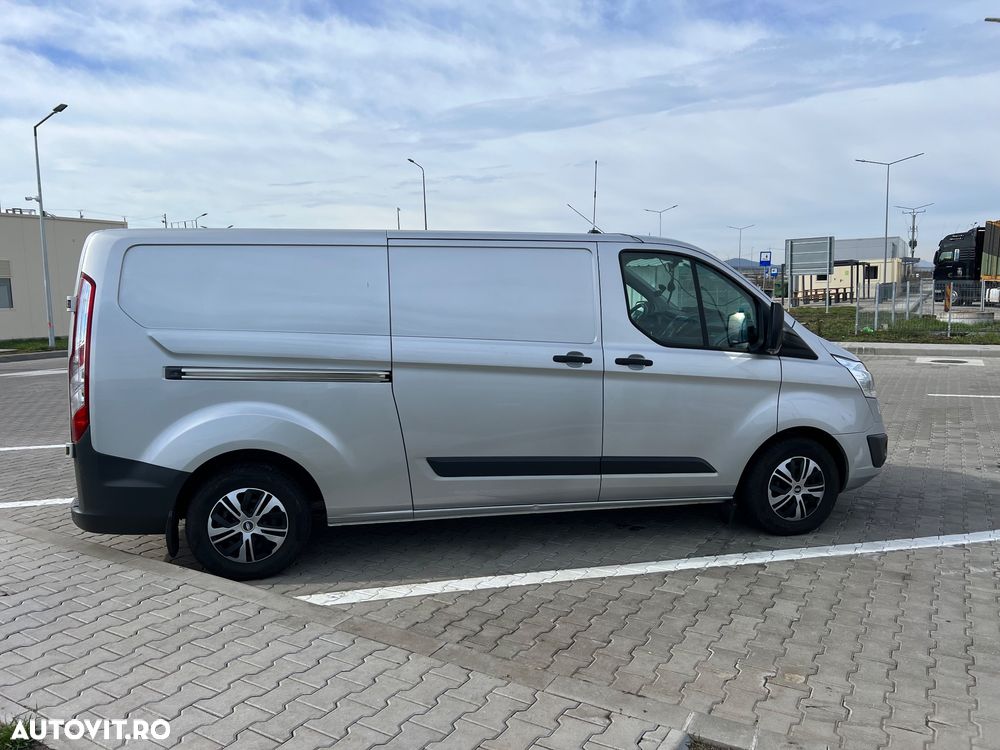 Ford TRANSIT CUSTOM - 7
