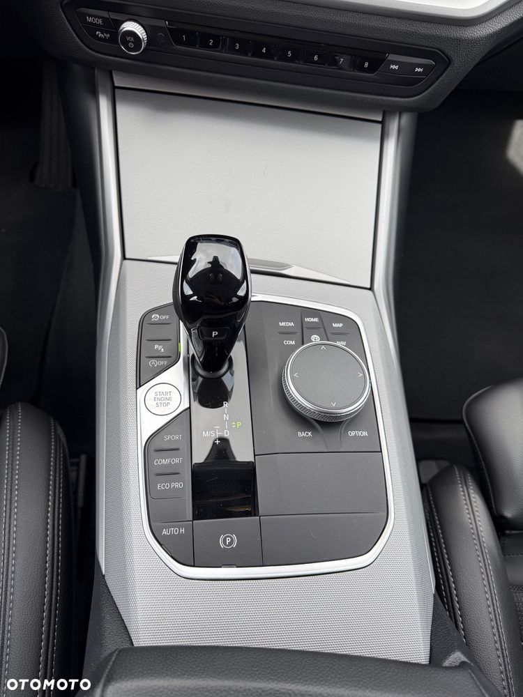 BMW Seria 3 320i GPF Advantage sport - 13