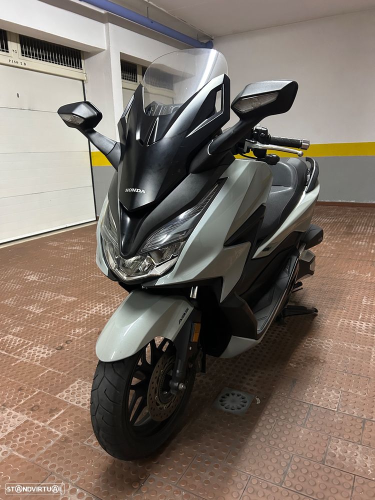 Honda Forza - 1