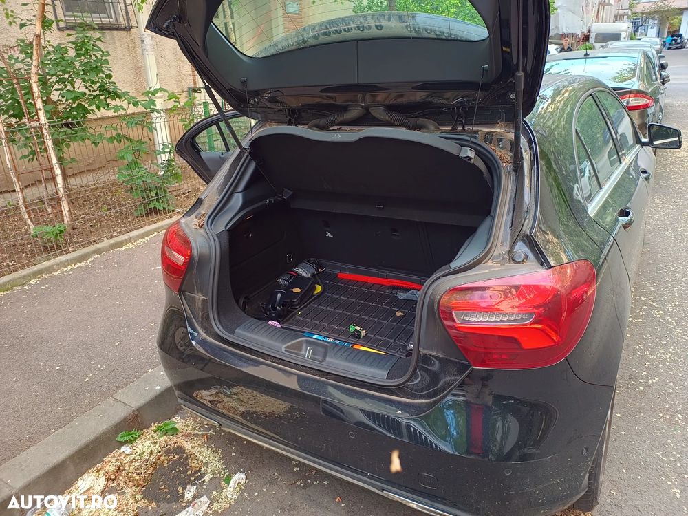 Mercedes-Benz A 180 7G-DCT - 7