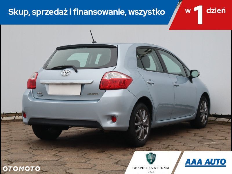 Toyota Auris - 6